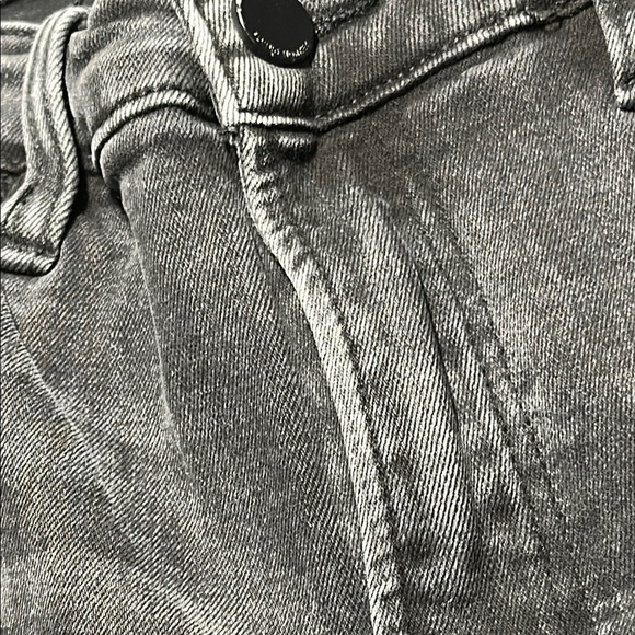 Flying Monkey Black Distressed Ankle Cropped Jeans Women 30 Never worn! NWOT - Picture 3 of 13